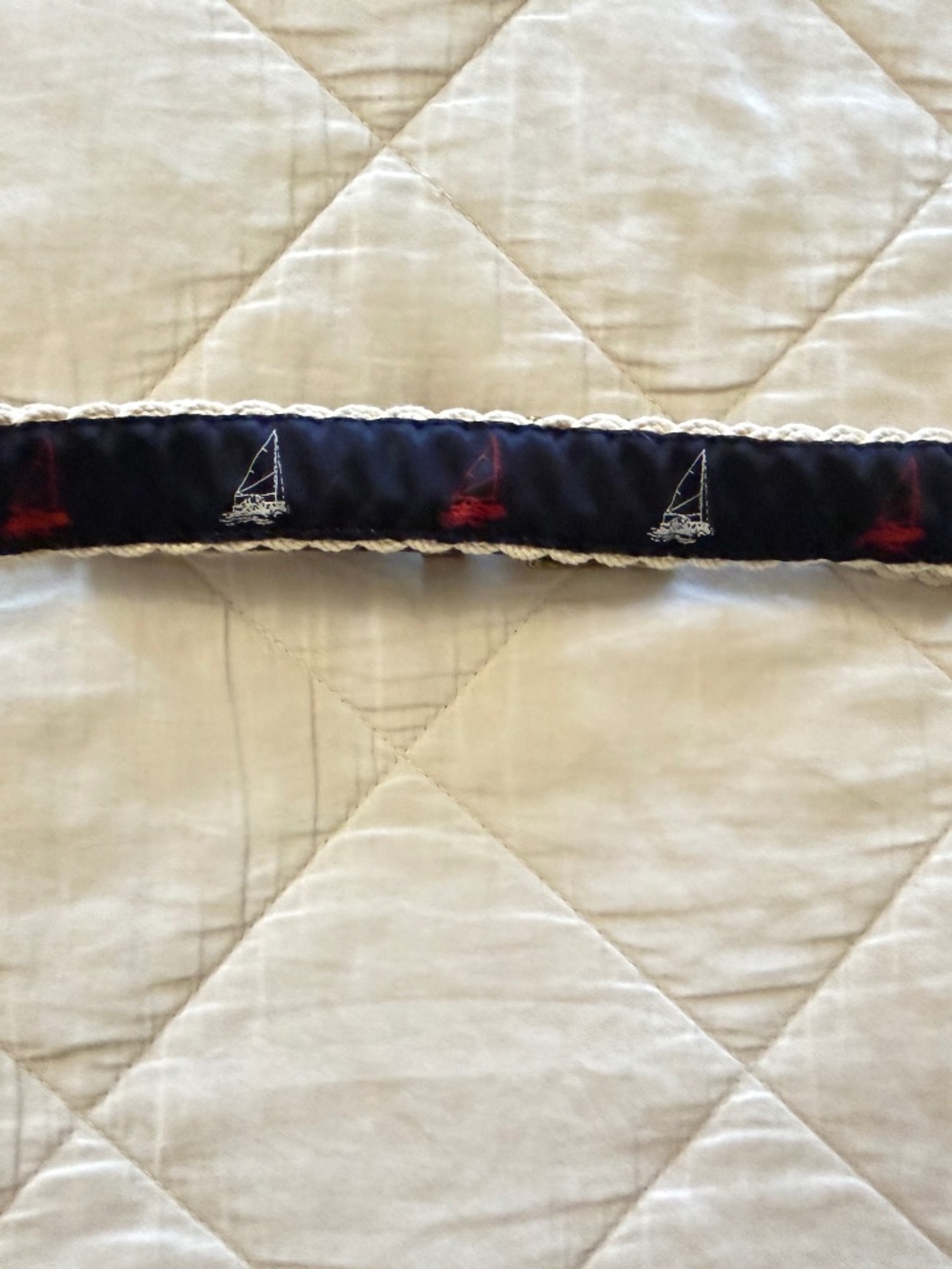 Brooks brothers boys belt size 26